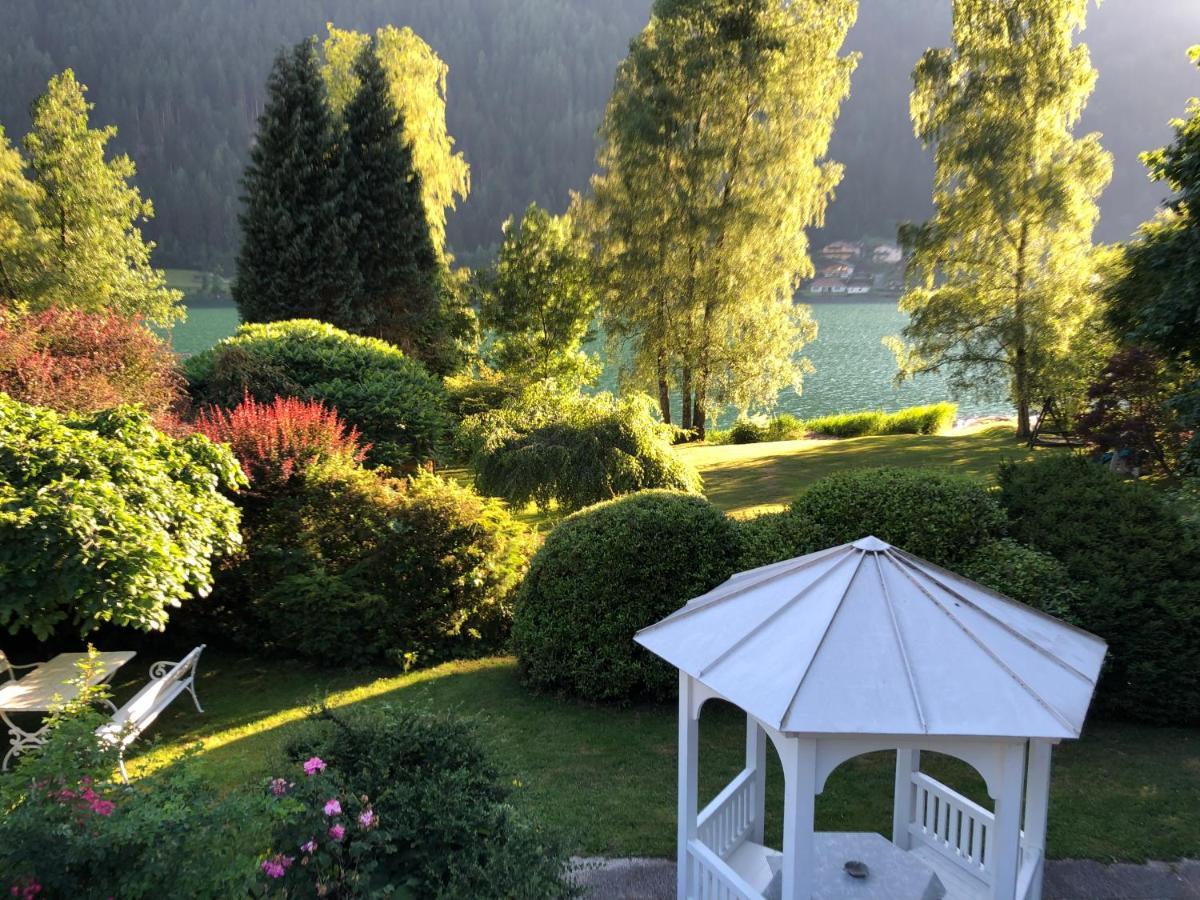 Landhotel Lindenhof Feld am See Extérieur photo